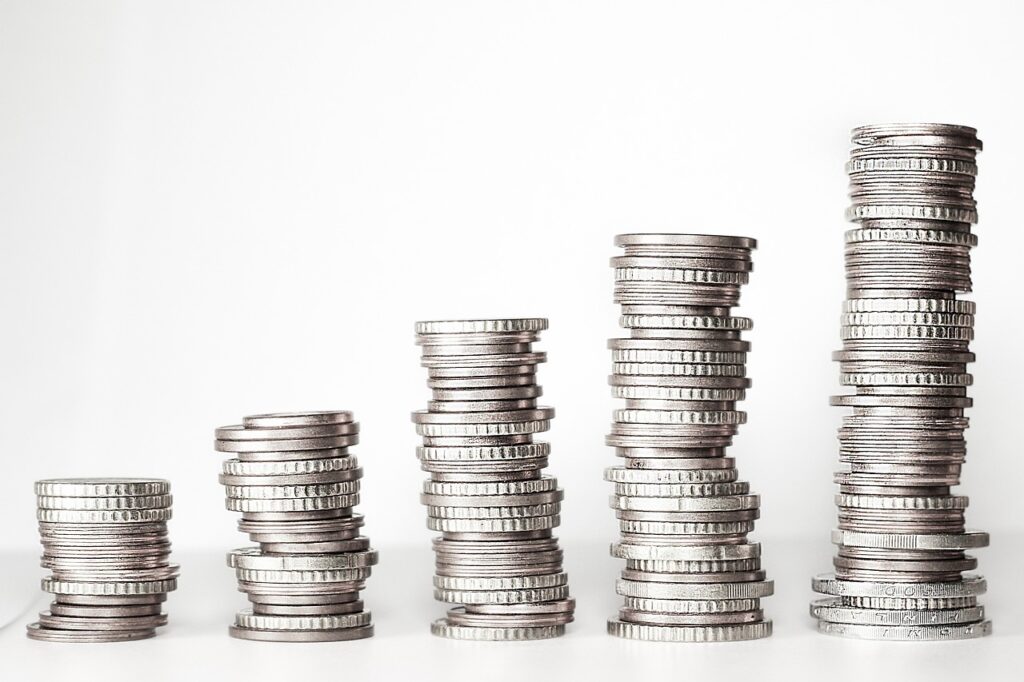 Stacked coins representing financial growth and retirement savings. A concept tied to the 4% rule retirement strategy for secure withdrawals and wealth preservation.